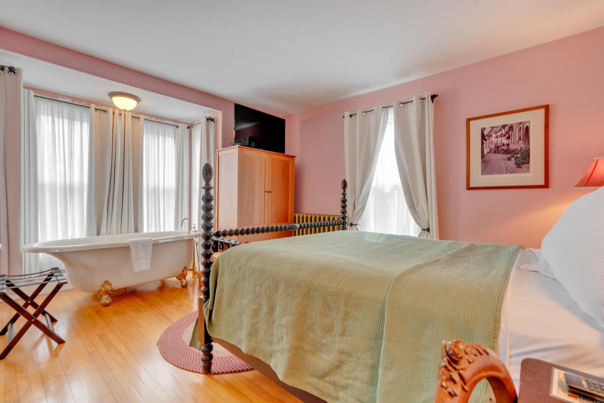 James Place Inn Bed And Breakfast Freeport Exterior photo